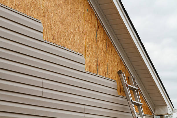 Professional Siding Repair technician working in Conestoga, PA